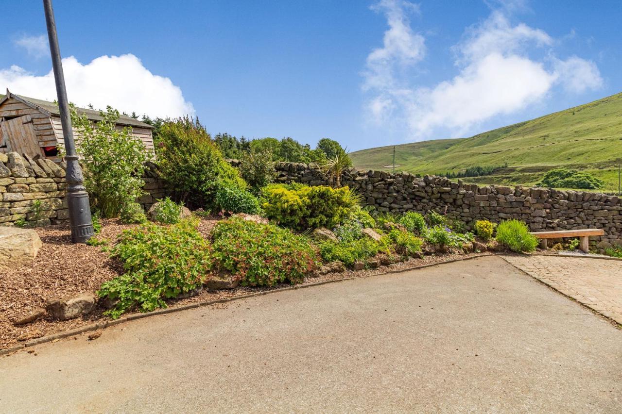 Jim'S Barn Villa Diggle Exterior foto